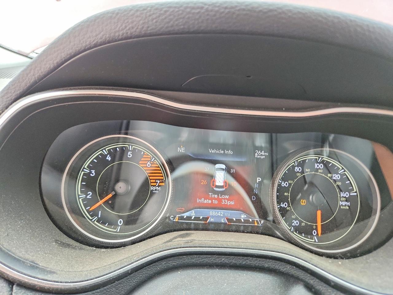 2019 Jeep Cherokee Limited - zdjęcie 9