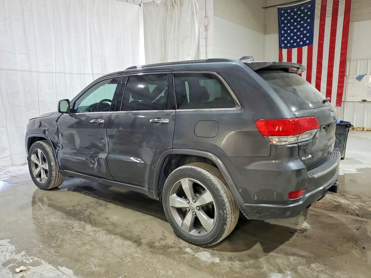 2015 Jeep Grand Cherokee Overland - zdjęcie 2