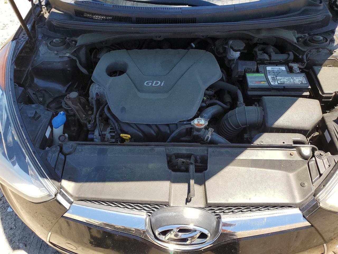 2015 Hyundai Veloster Base - zdjęcie 11