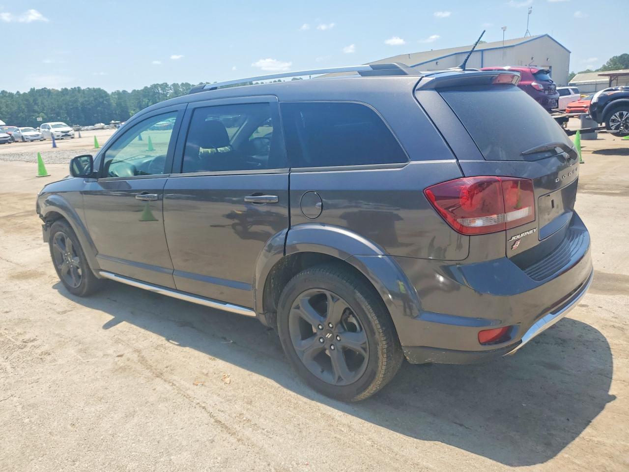 2018 Dodge Journey Crossroad - zdjęcie 2