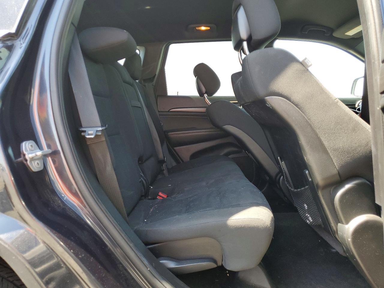 2015 Jeep Grand Cherokee Laredo - zdjęcie 11