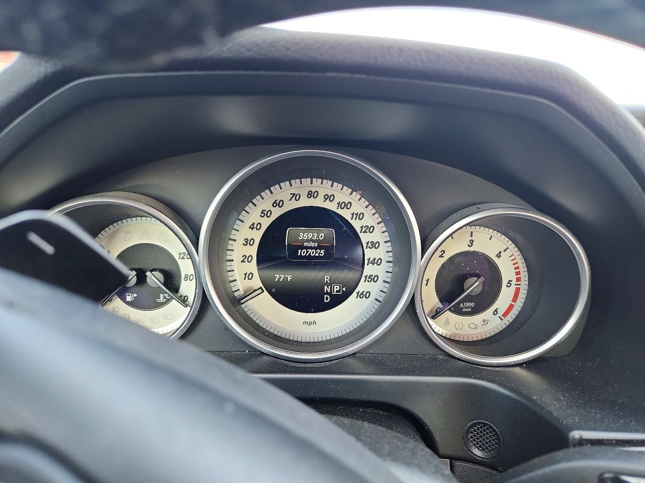 2016 Mercedes-Benz E 250 Bluetec - zdjęcie 9
