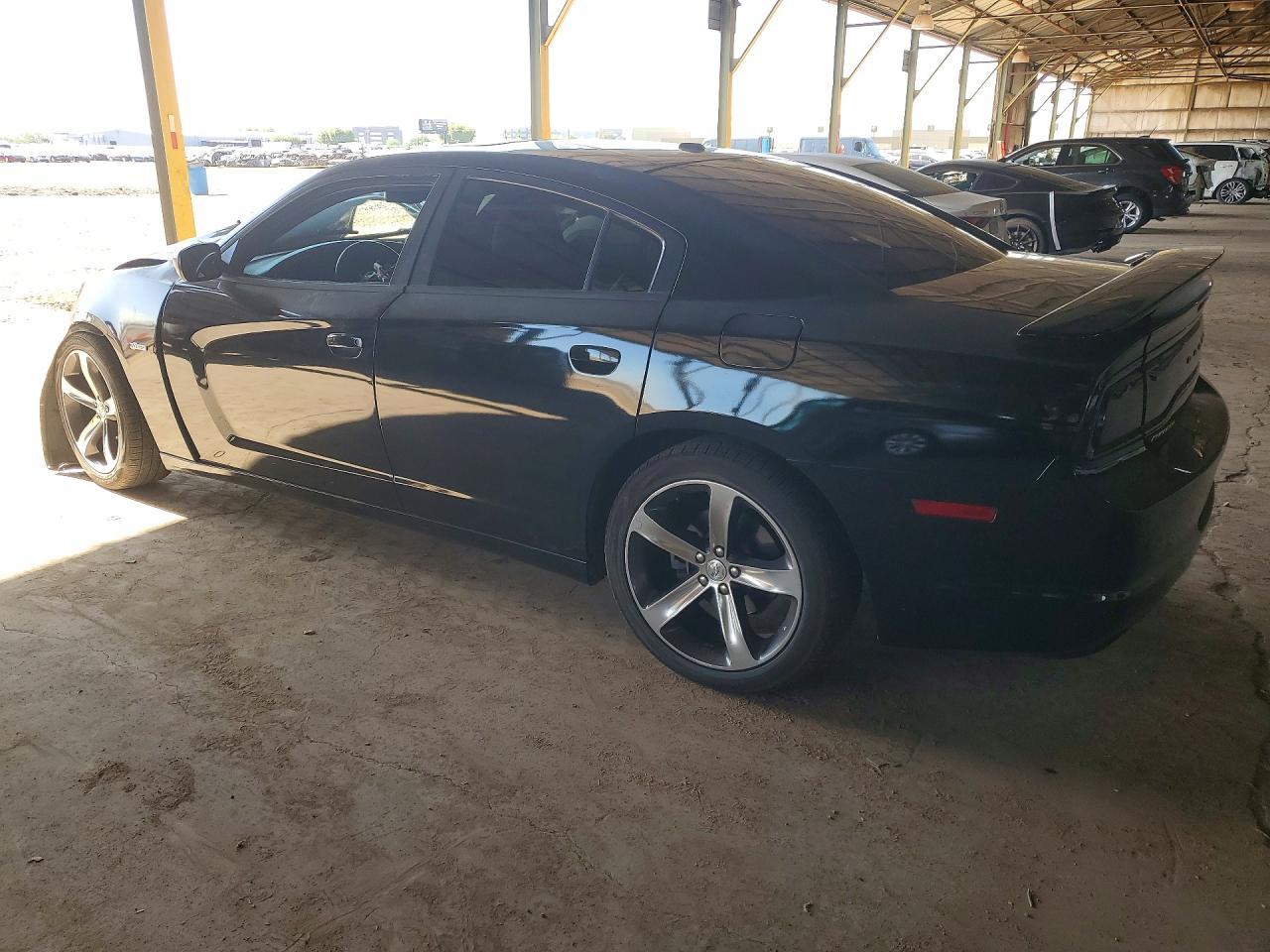 2014 Dodge Charger R - zdjęcie 2