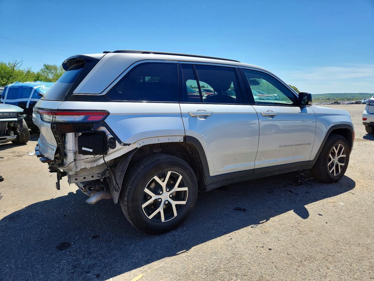 2024 Jeep Grand Cherokee Limited - zdjęcie 3