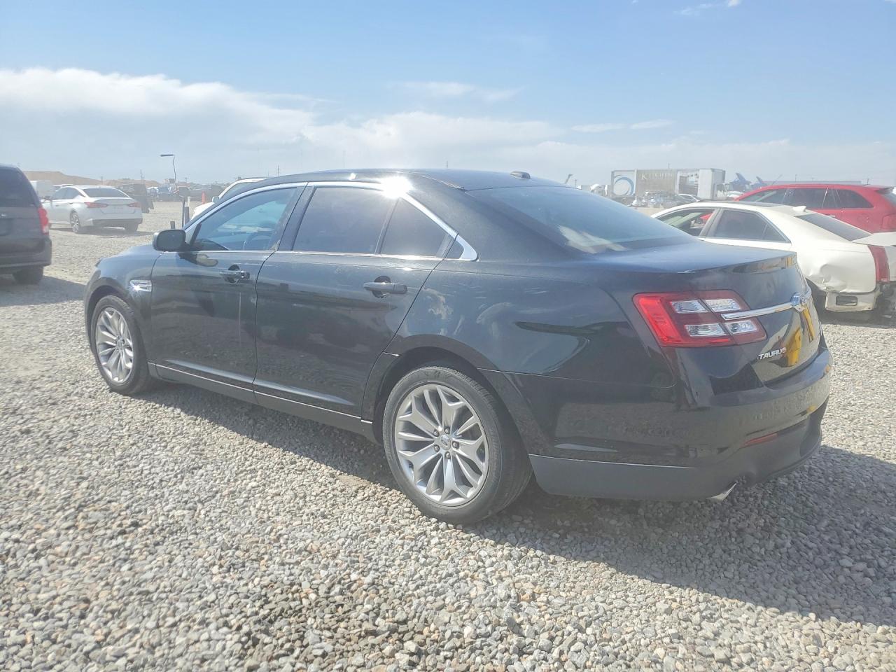 2013 Ford Taurus Limited - zdjęcie 2