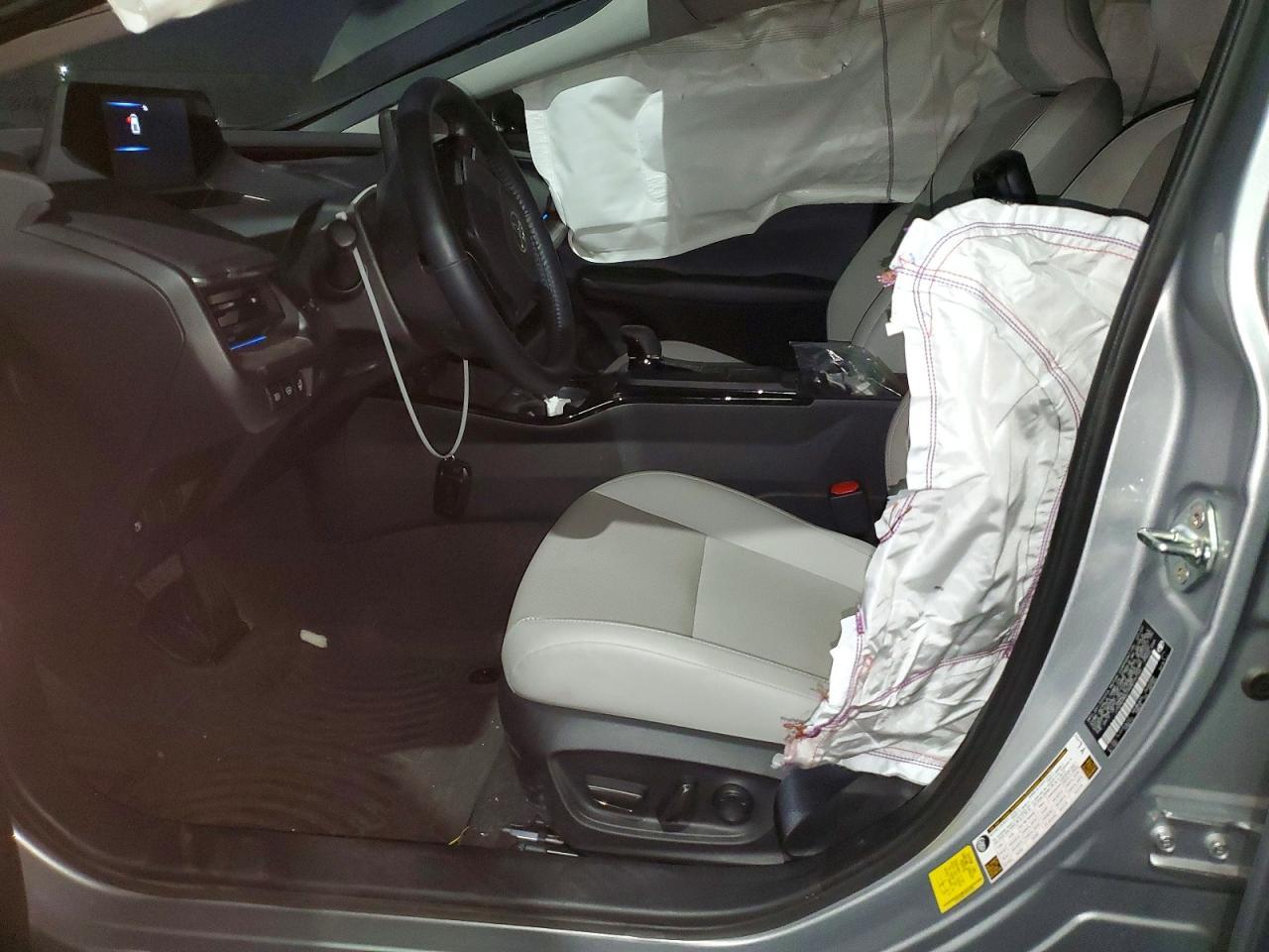 2024 Toyota Prius Xle - zdjęcie 7