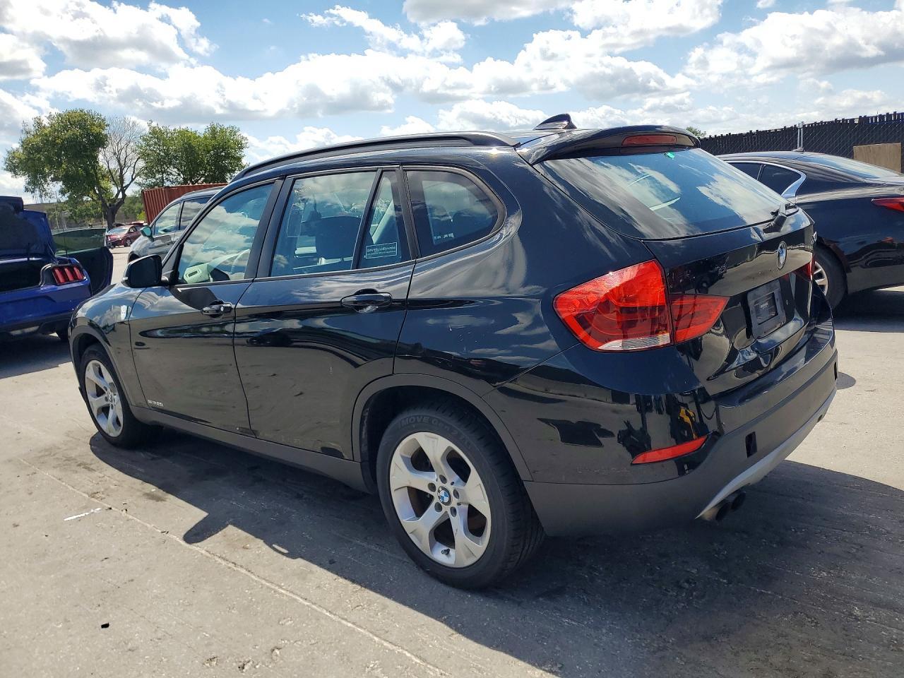 BMW X1 - zdjęcie 2