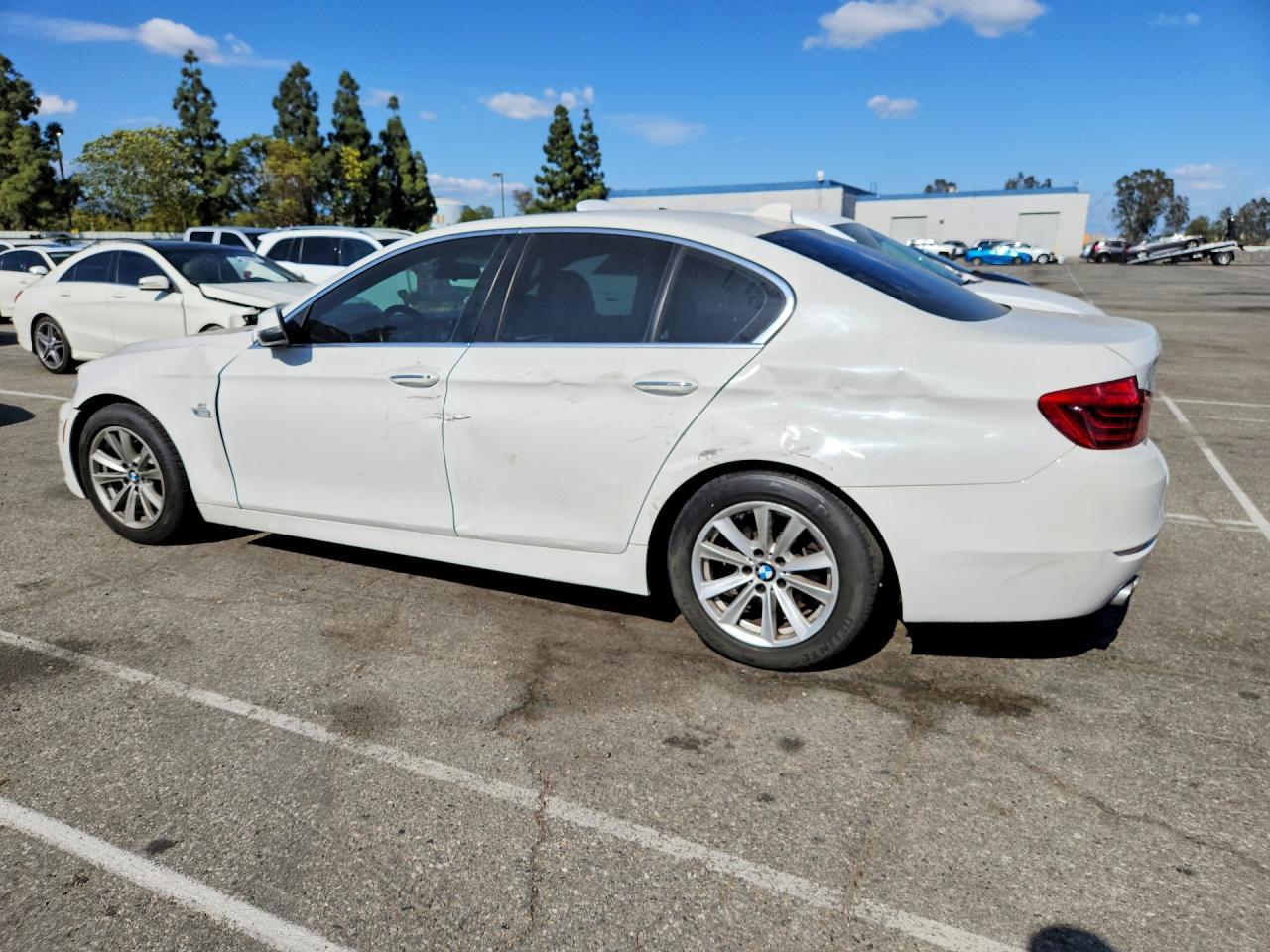 2016 BMW 528 I - zdjęcie 2