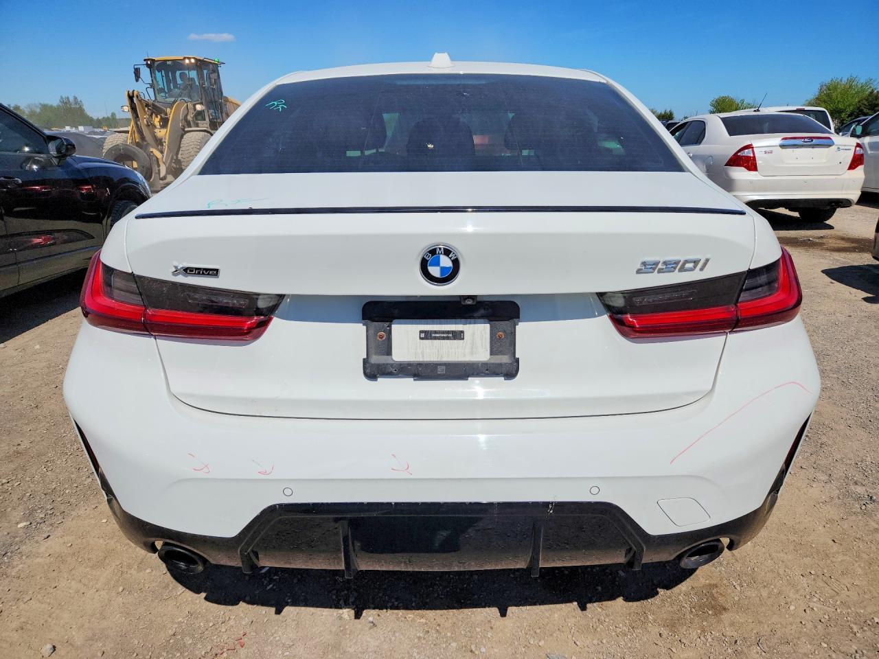 2023 BMW Seria 3 330i - zdjęcie 6