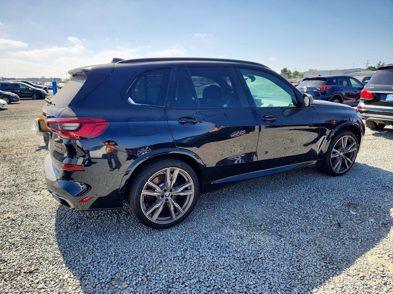 2020 BMW X5 M50I - zdjęcie 3