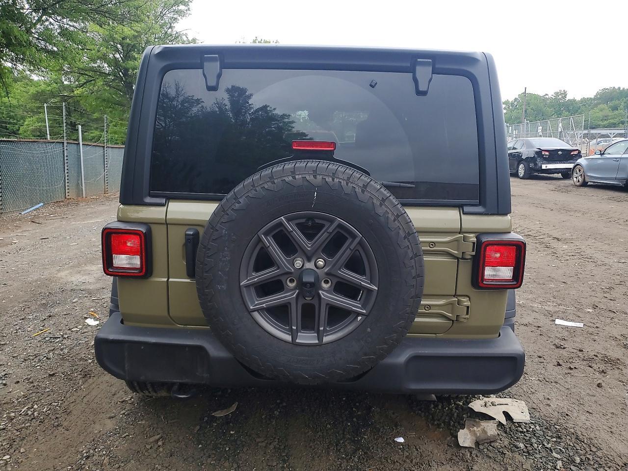 2025 Jeep Wrangler Sport - zdjęcie 6