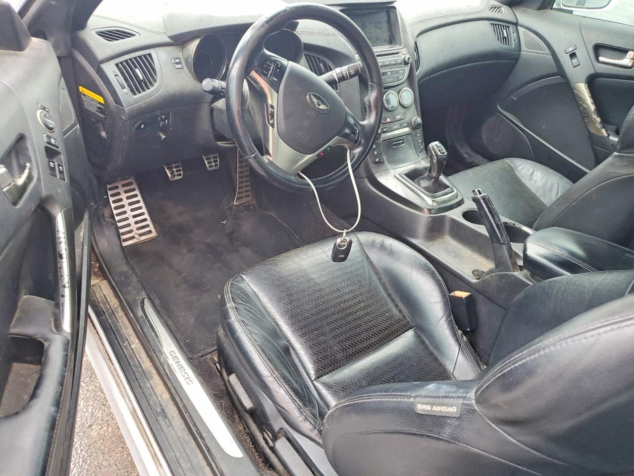 2015 Hyundai Genesis Coupe 3.8 Ultimate - zdjęcie 8