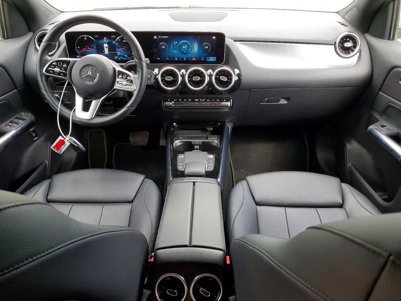 2021 Mercedes-Benz Gla 250 4Matic - zdjęcie 8