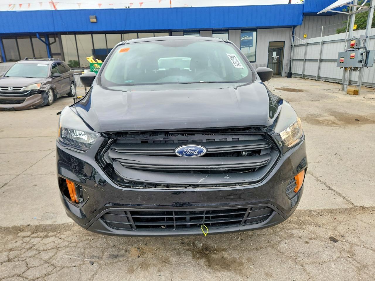 2019 Ford Escape S - zdjęcie 5