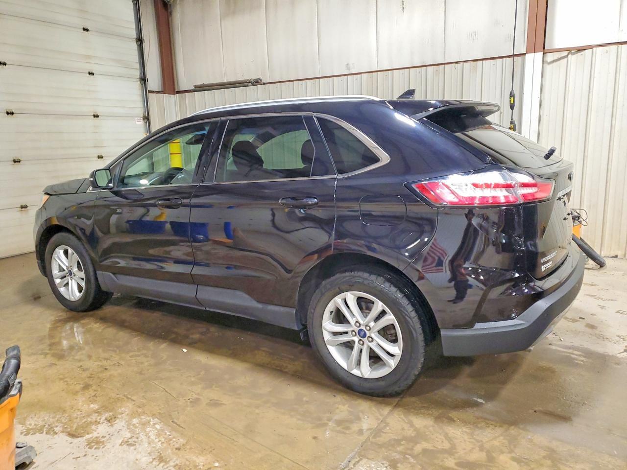 2020 Ford Edge Sel - zdjęcie 2