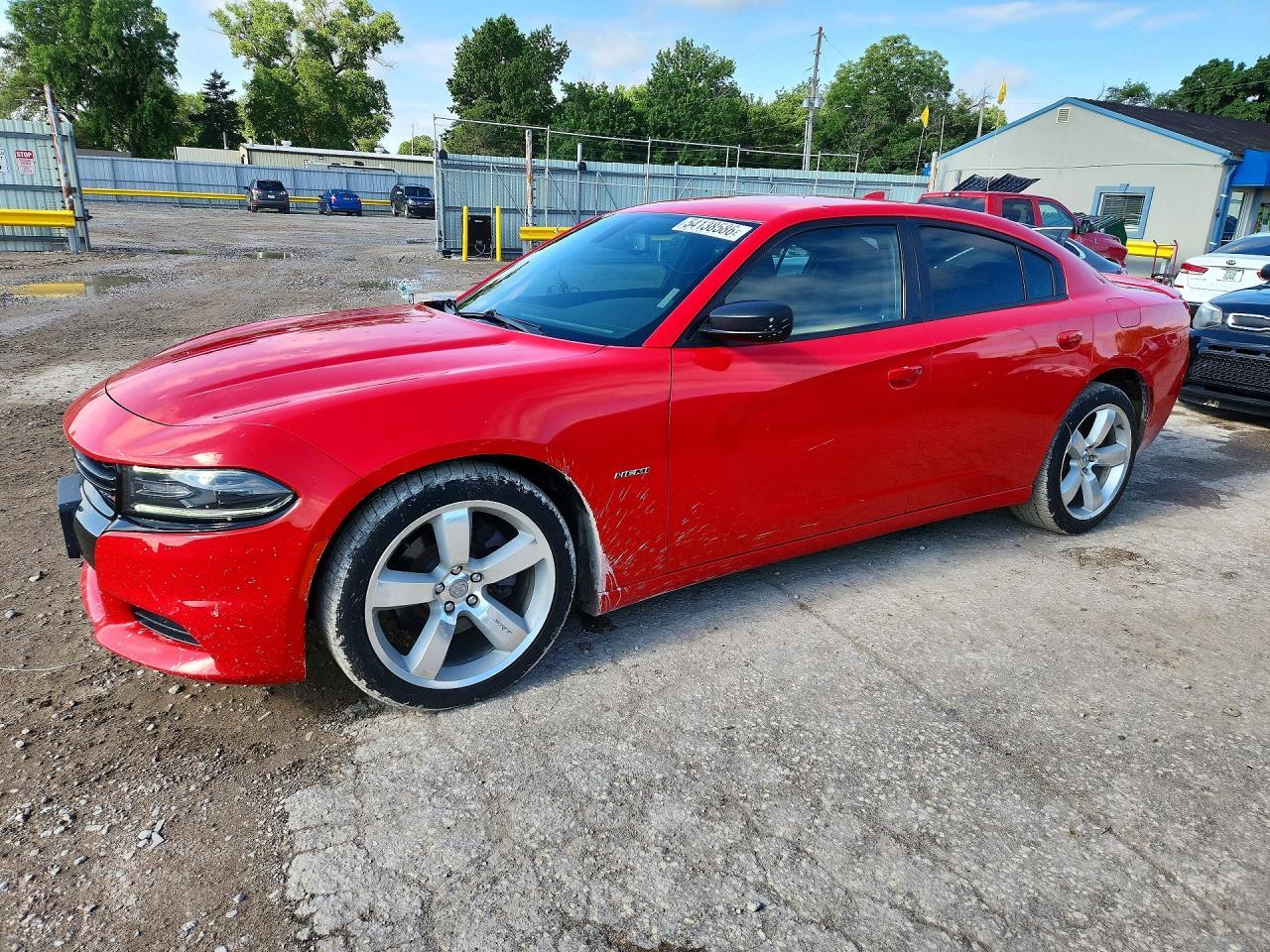 2017 Dodge Charger R - zdjęcie główne