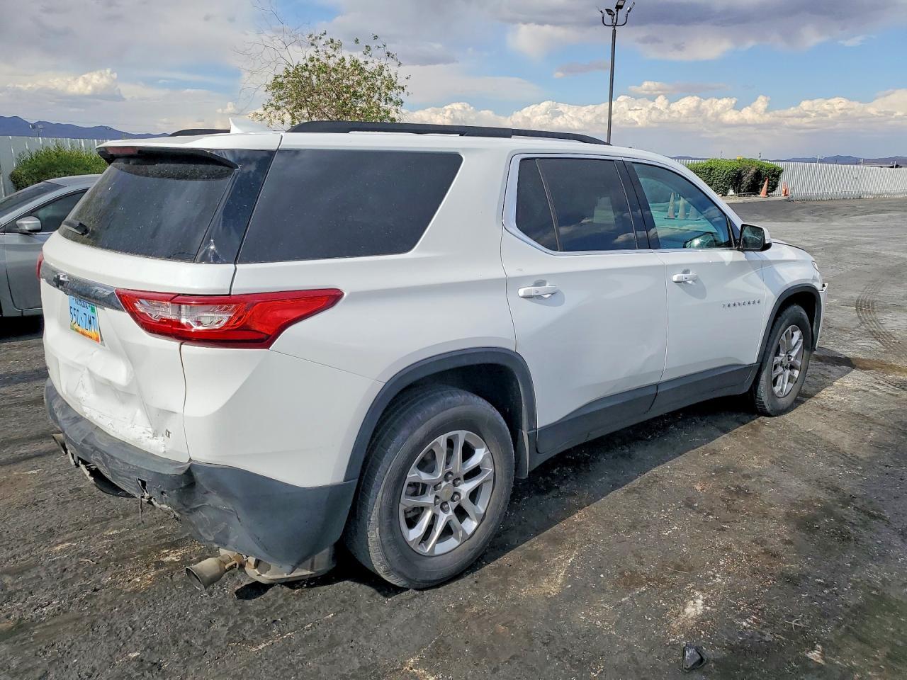 2020 Chevrolet Traverse Lt - zdjęcie 3