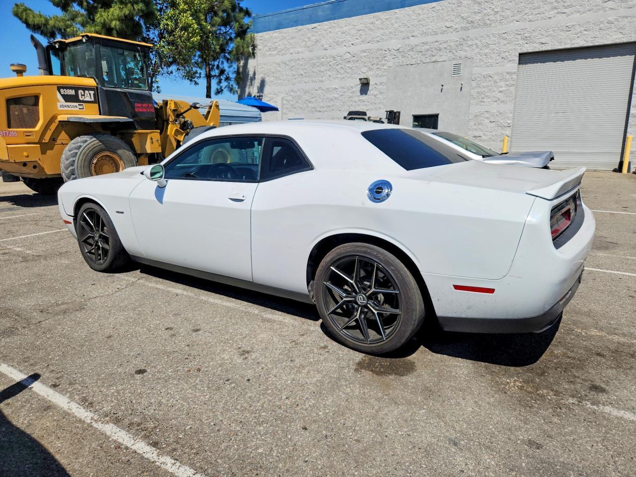 2019 Dodge Challenger R - zdjęcie 2