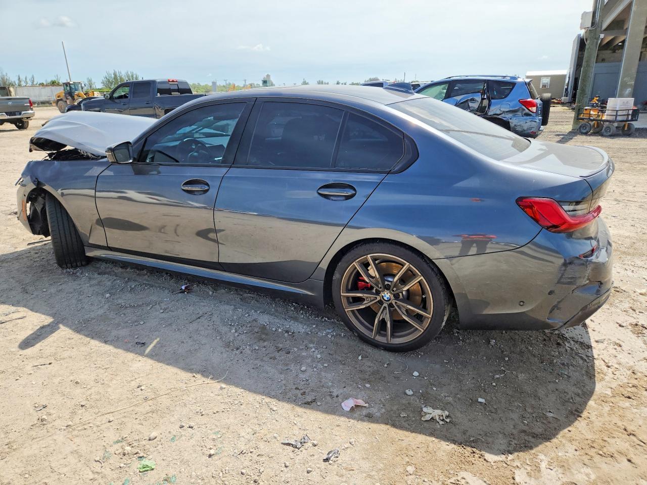 2021 BMW M340I - zdjęcie 2