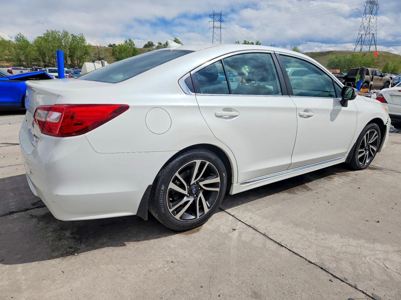 2017 Subaru Legacy Sport - zdjęcie 3