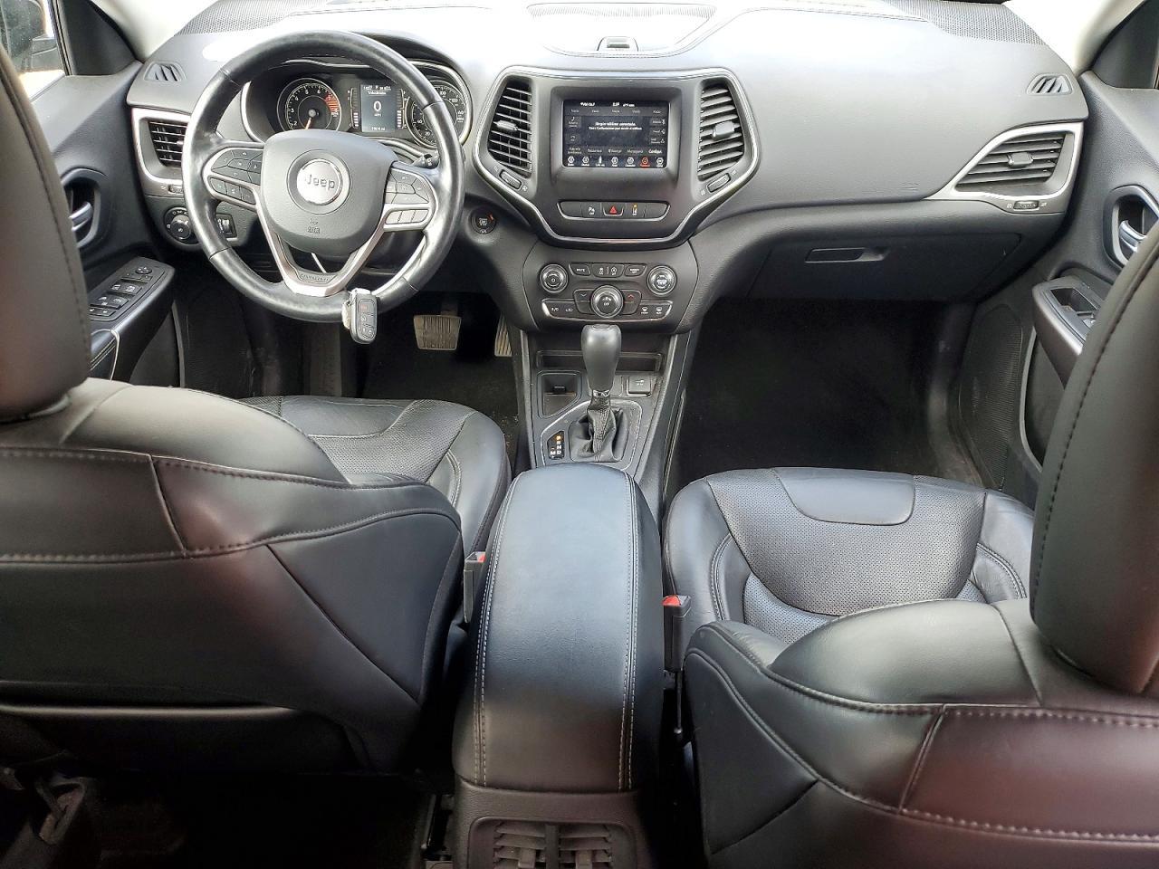 2021 Jeep Cherokee Latitude Lux - zdjęcie 8