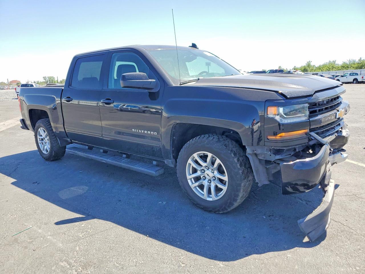 2017 Chevrolet Silverado K1500 Lt - zdjęcie 4