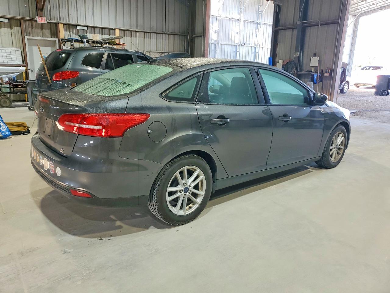 2017 Ford Focus Se - zdjęcie 3