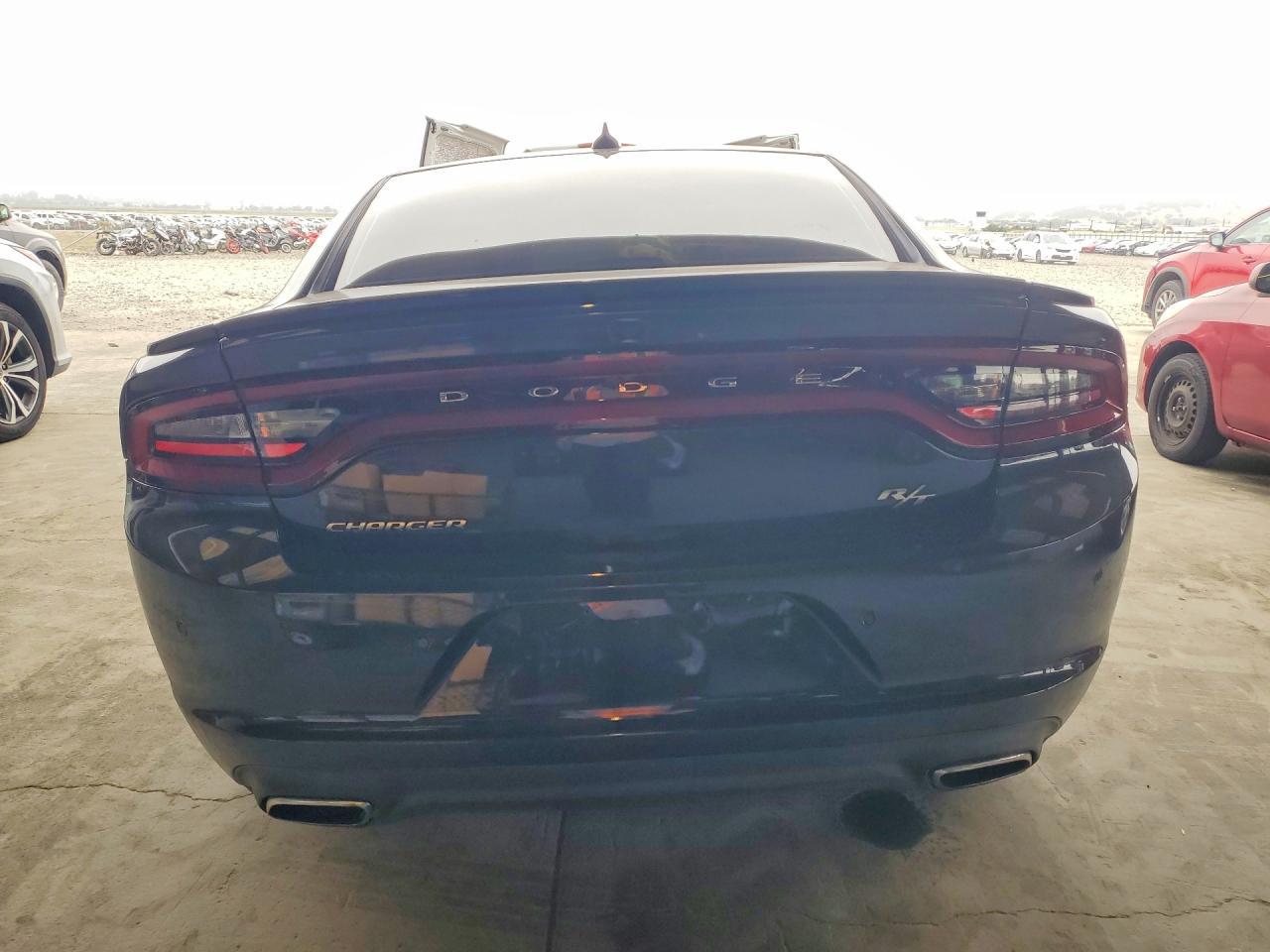 2018 Dodge Charger R - zdjęcie 6
