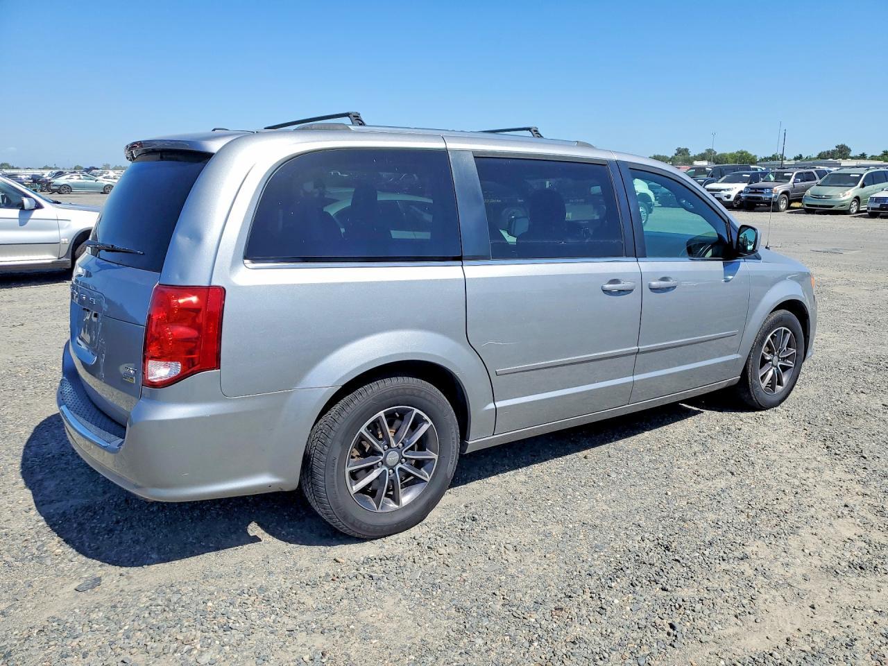 2017 Dodge Grand Caravan Sxt - zdjęcie 3