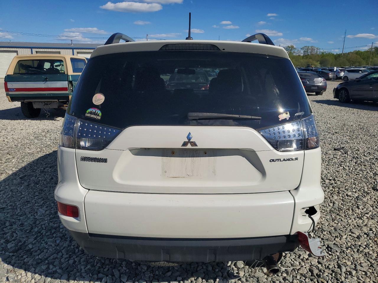 2013 Mits Outlander - zdjęcie 6