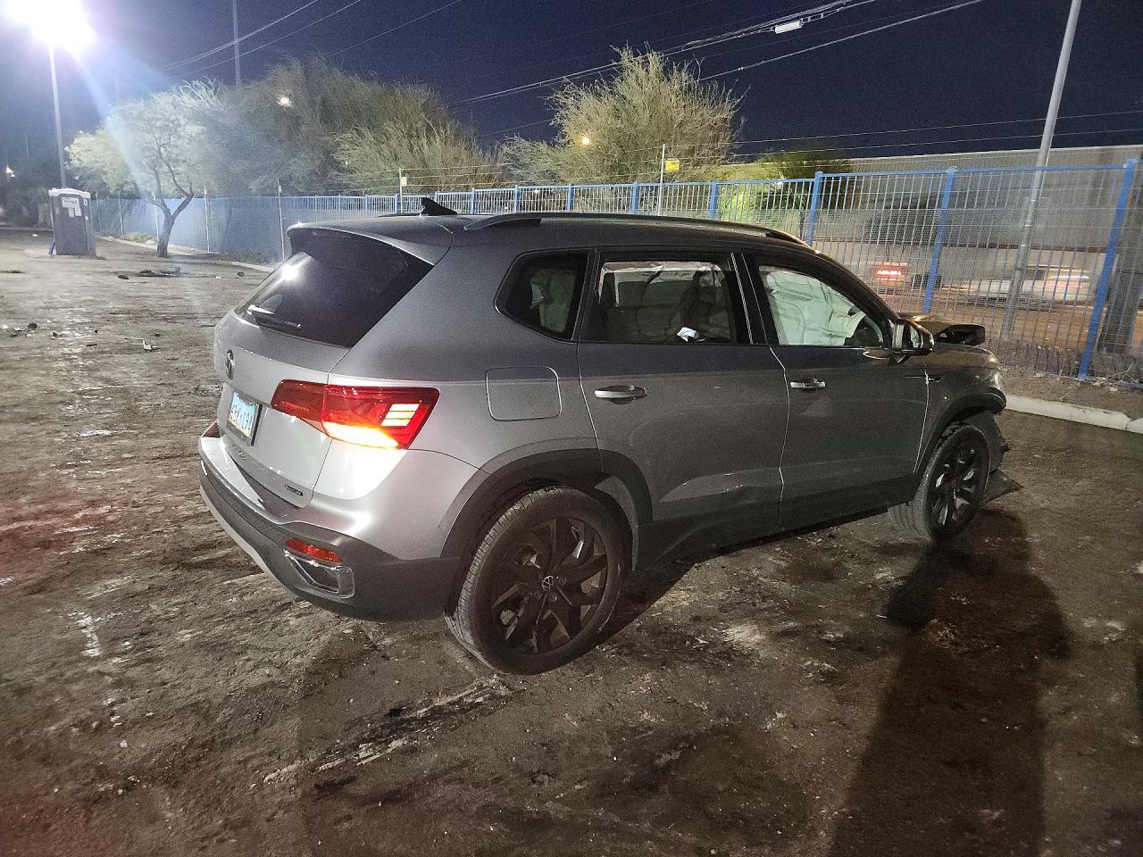 2022 Volkswagen Taos 1.5T Se - zdjęcie 3