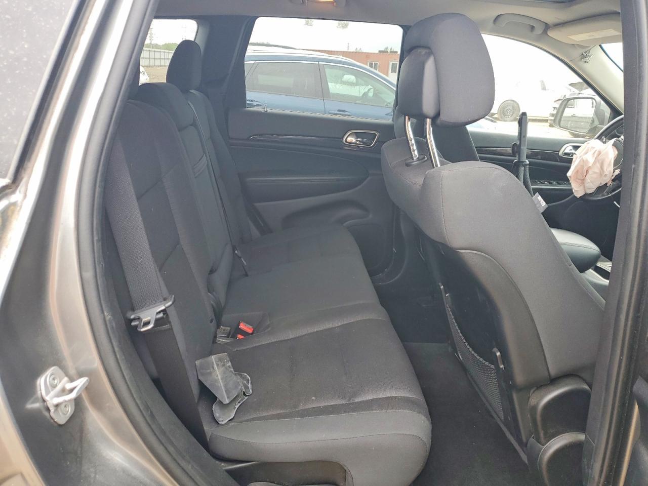 2013 Jeep Grand Cherokee Laredo - zdjęcie 10