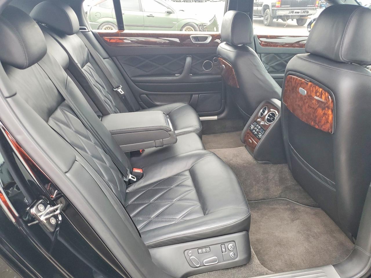 2013 Bentley Continental Flying Spur Speed - zdjęcie 10