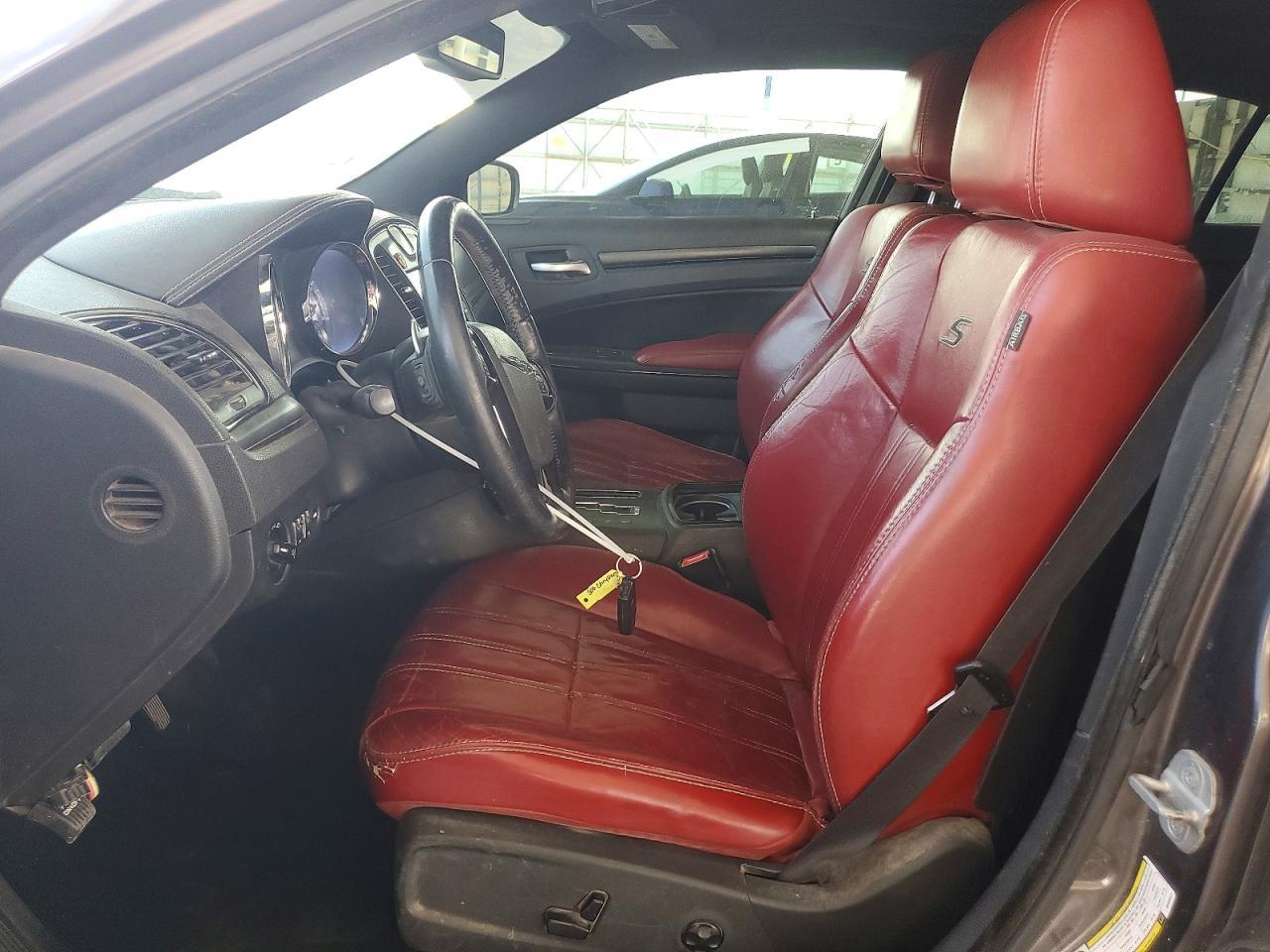 2013 Chrysler 300 S - zdjęcie 7