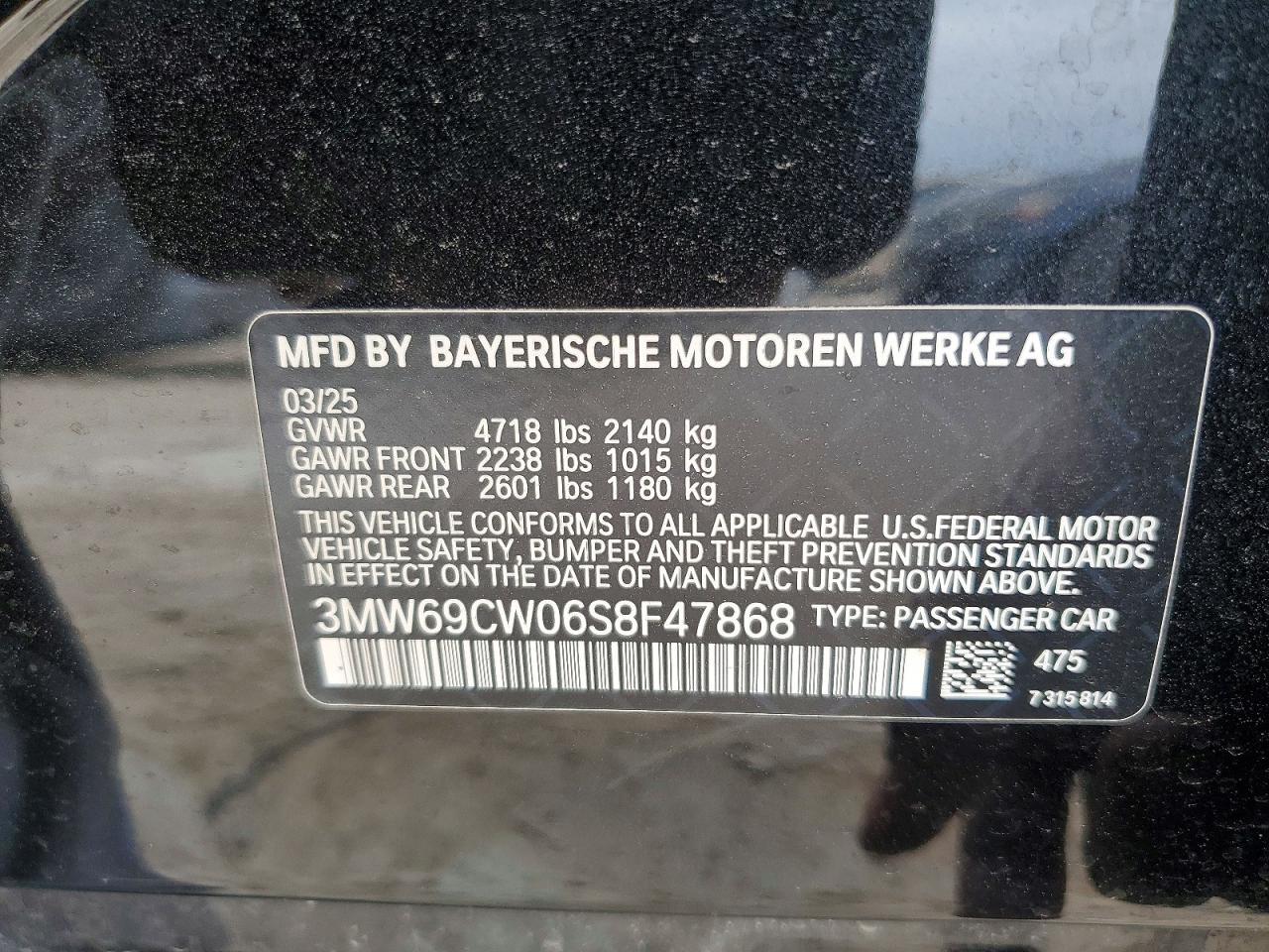 2025 BMW 330I - zdjęcie 13