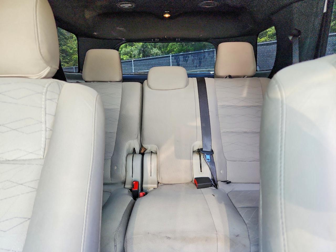 2013 Ford Explorer - zdjęcie 10