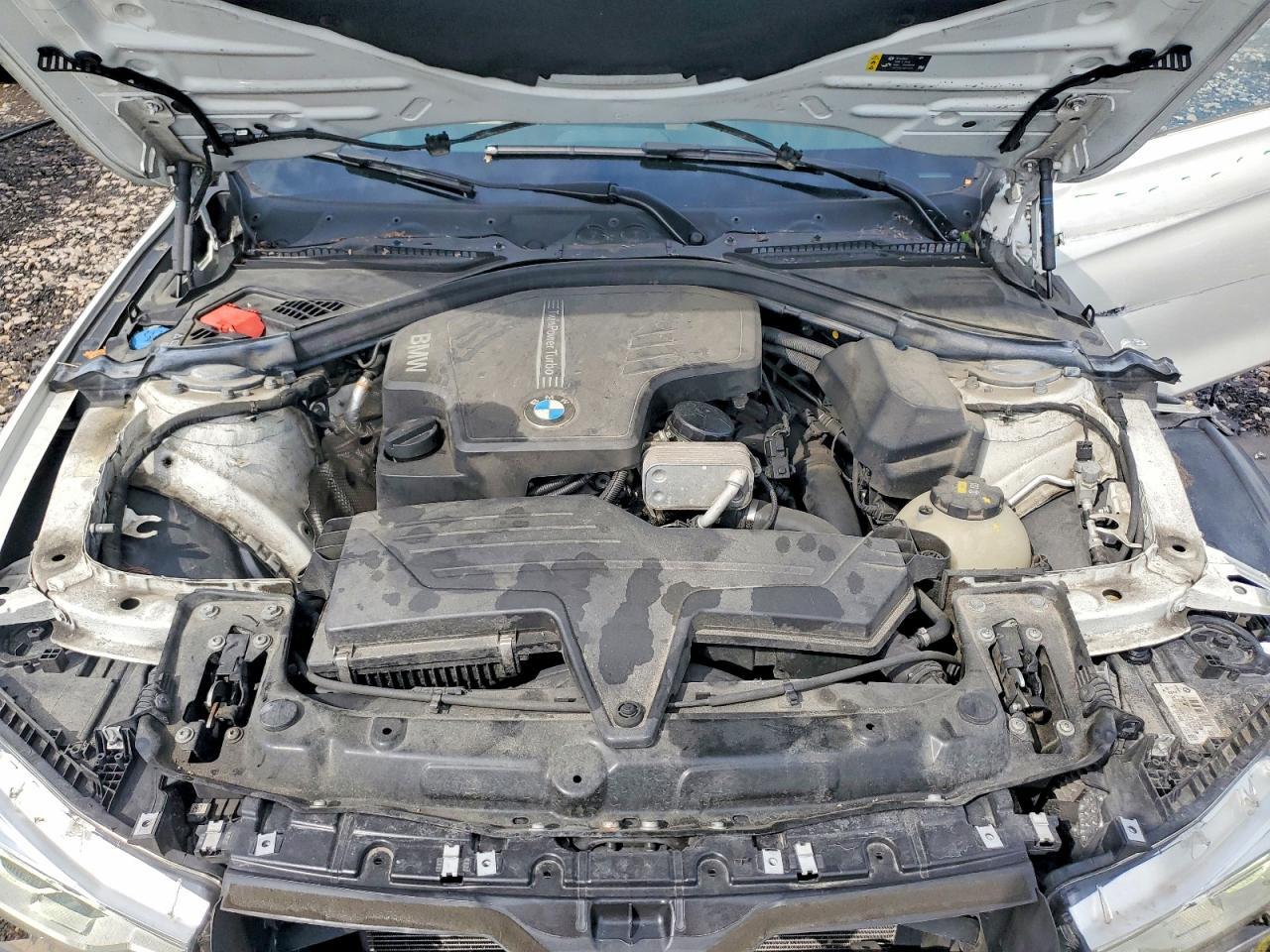 2018 BMW Seria 3 320i - zdjęcie 11