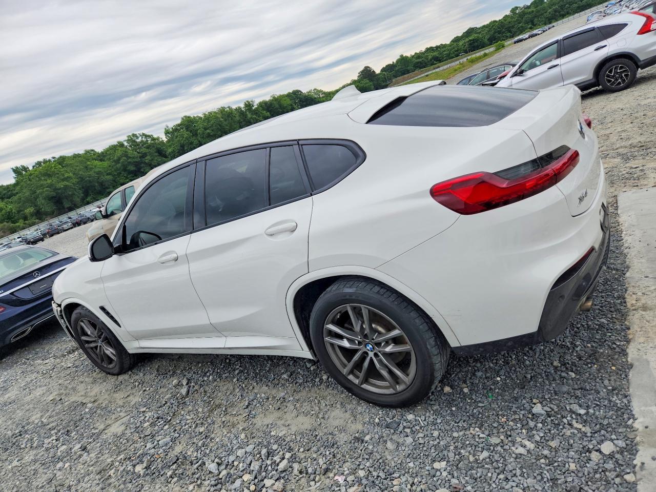 2019 BMW X4 xDrive30I - zdjęcie 2