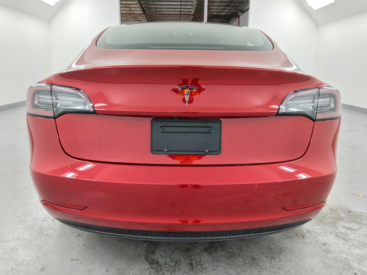 2022 Tesla Model 3 - zdjęcie 6