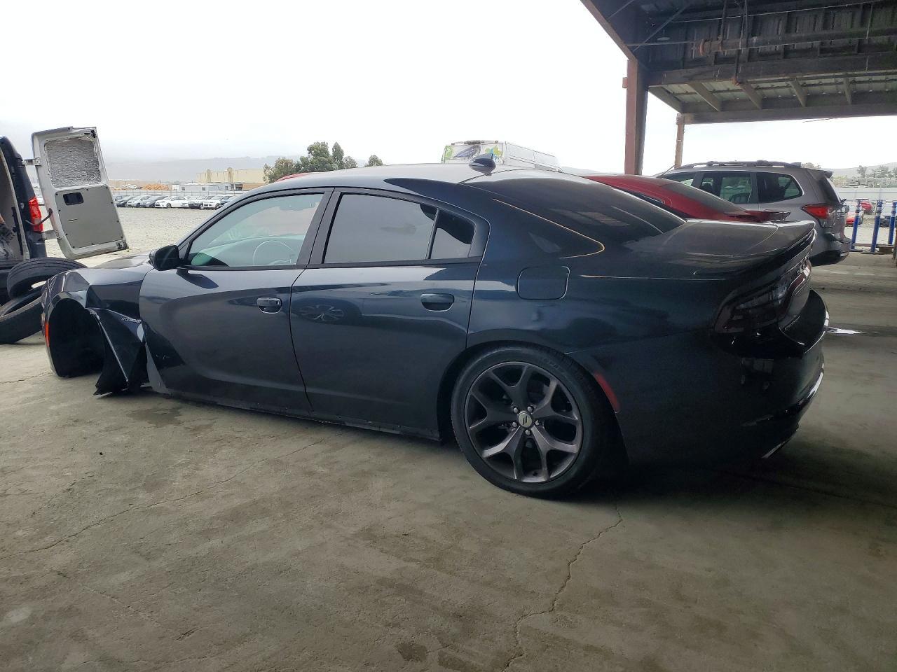 2018 Dodge Charger R - zdjęcie 2