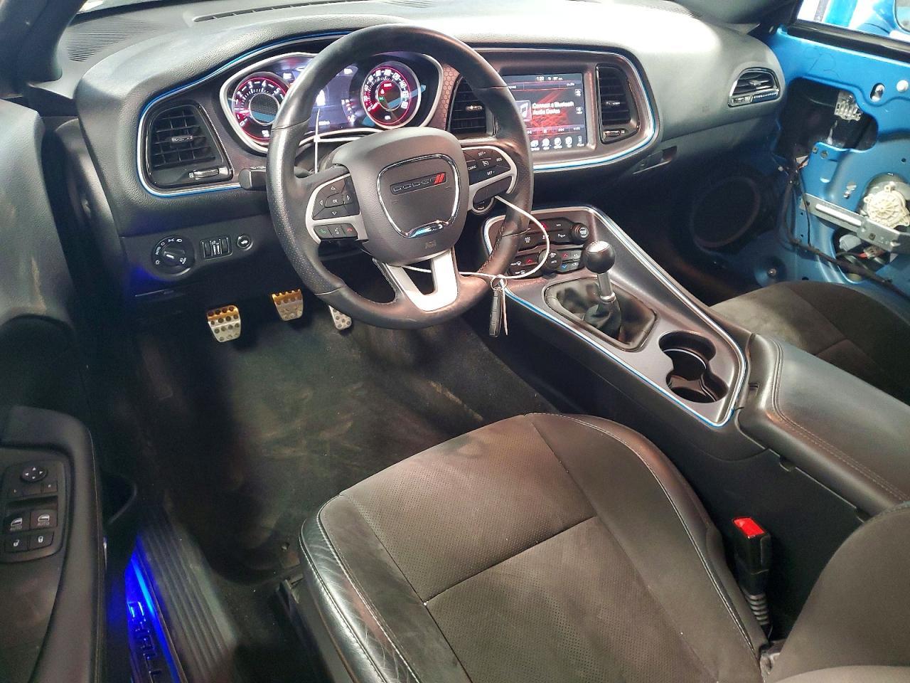 2015 Dodge Challenger R - zdjęcie 8