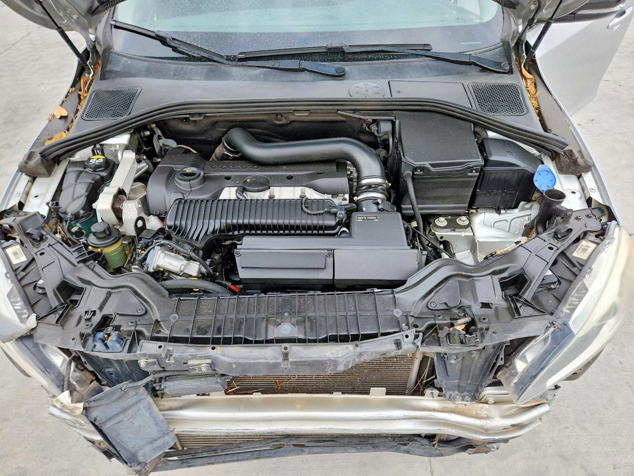 2016 Volvo V60 Cross Country Platinum - zdjęcie 12