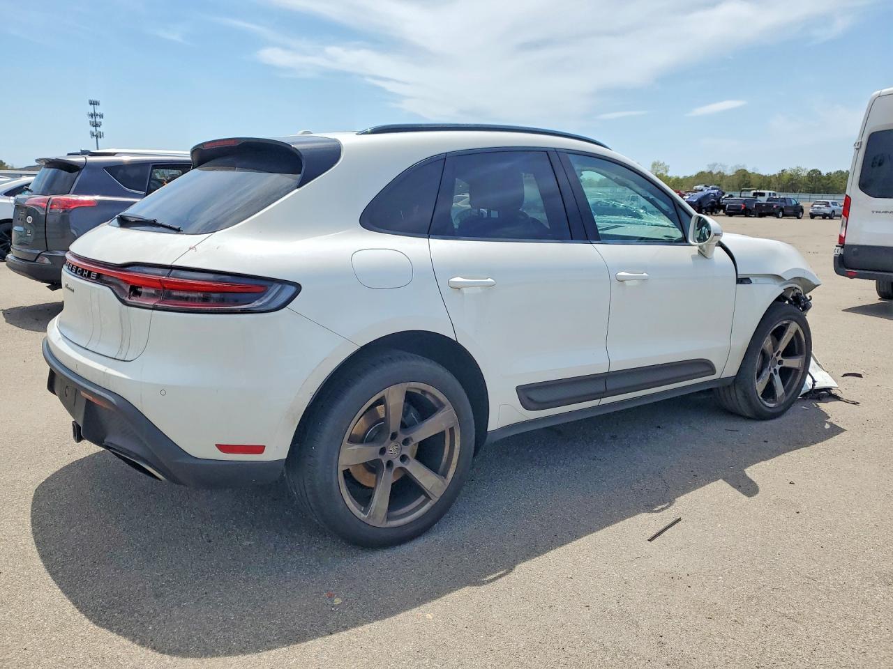 2023 Porsche Macan Base - zdjęcie 3