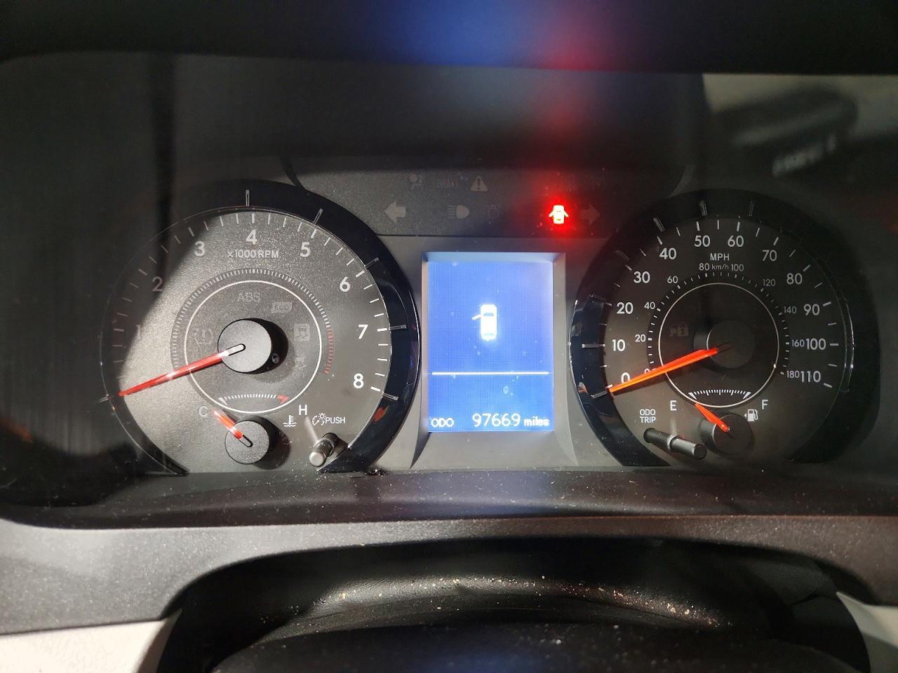 2017 Toyota Sienna Le - zdjęcie 9