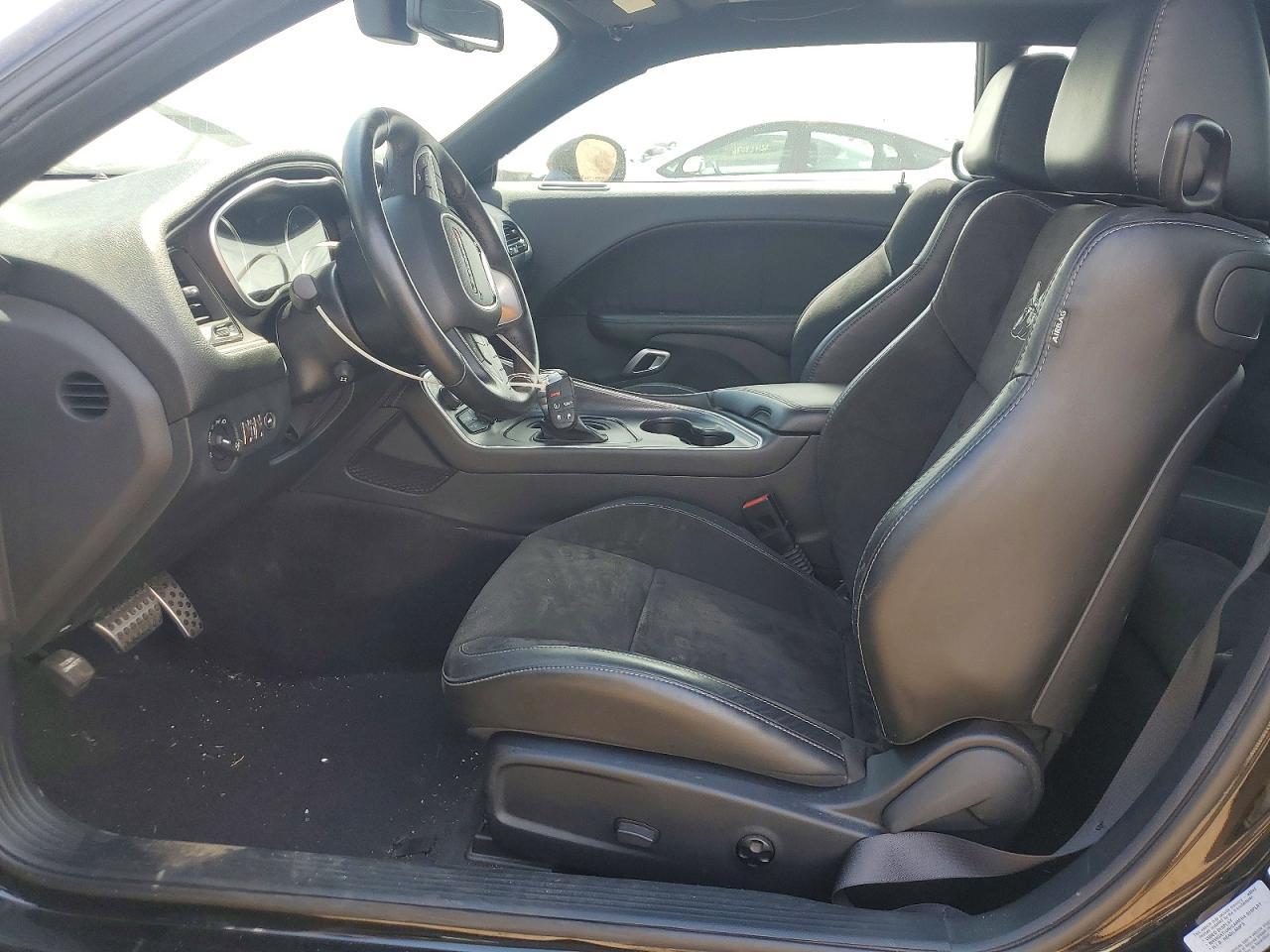 2017 Dodge Challenger R - zdjęcie 7