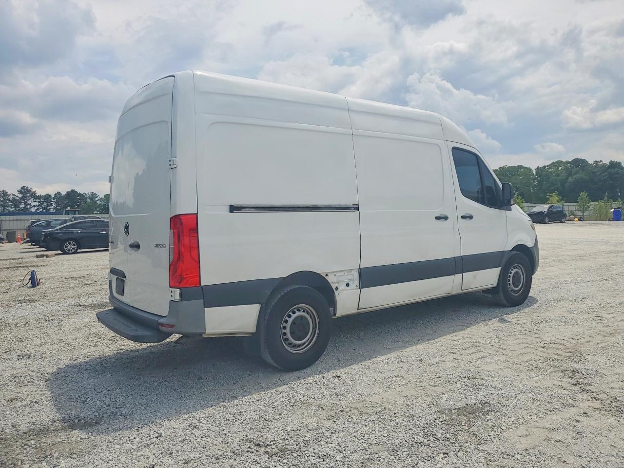 2022 Mercedes-Benz Sprinter 2500 - zdjęcie 3