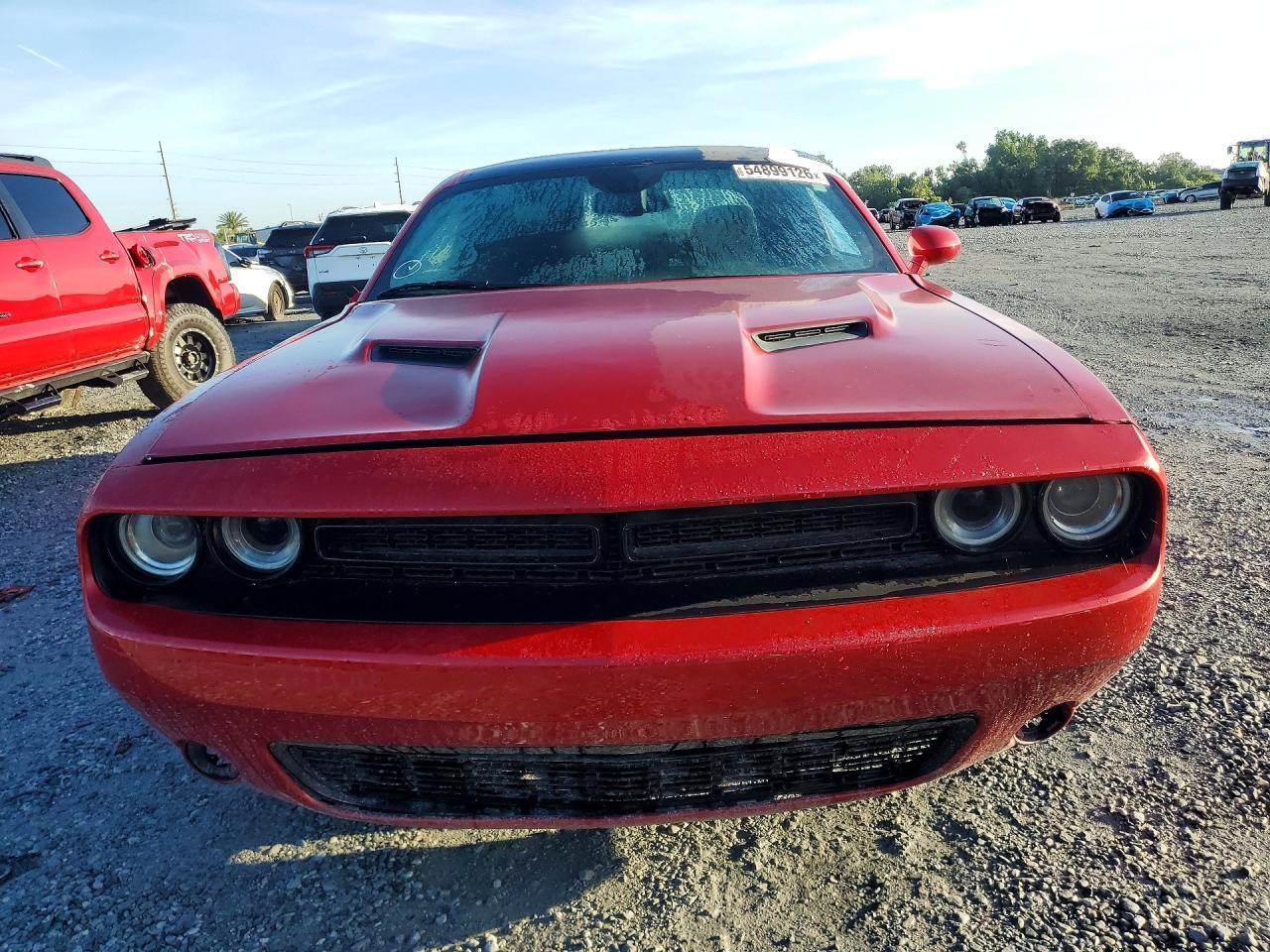 2016 Dodge Challenger R - zdjęcie 5