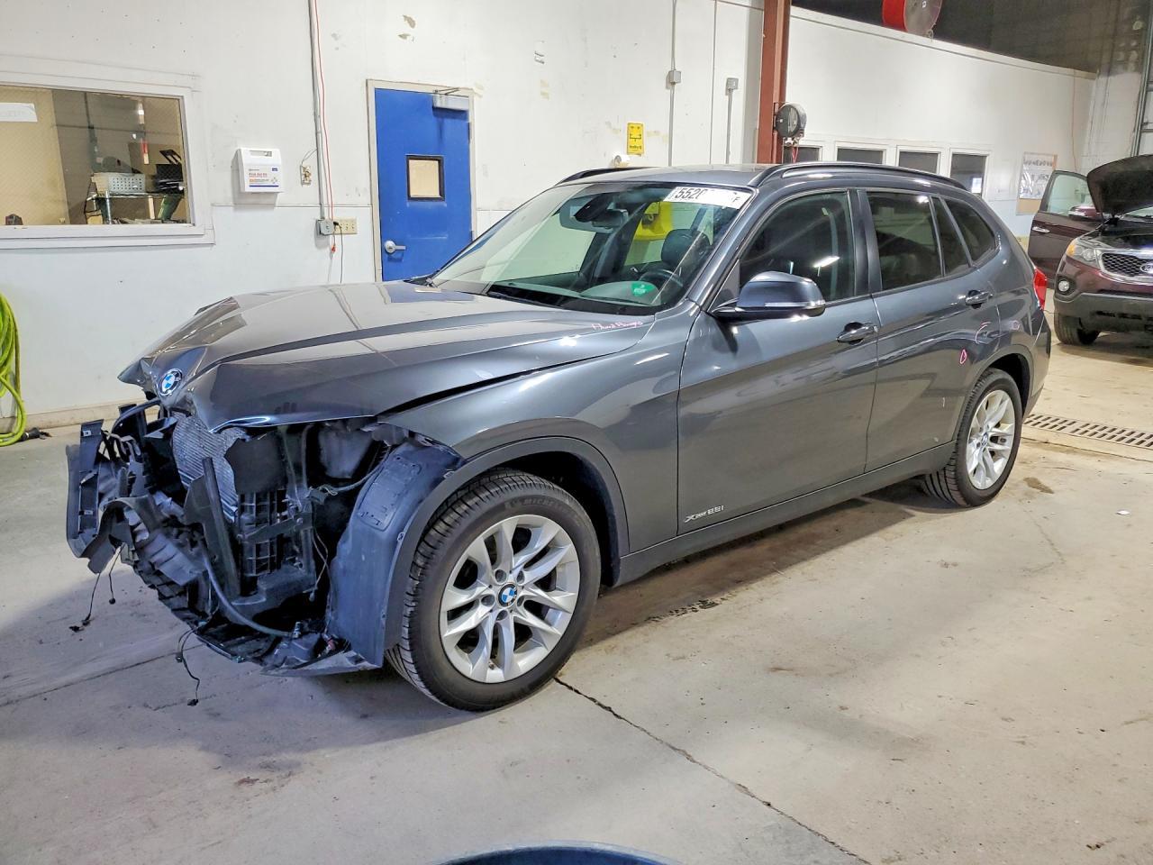 2015 BMW X1 xDrive28I - zdjęcie główne