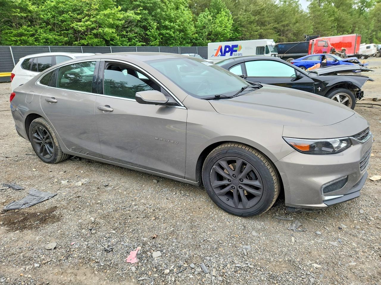 2018 Chevrolet Malibu Lt - zdjęcie 4