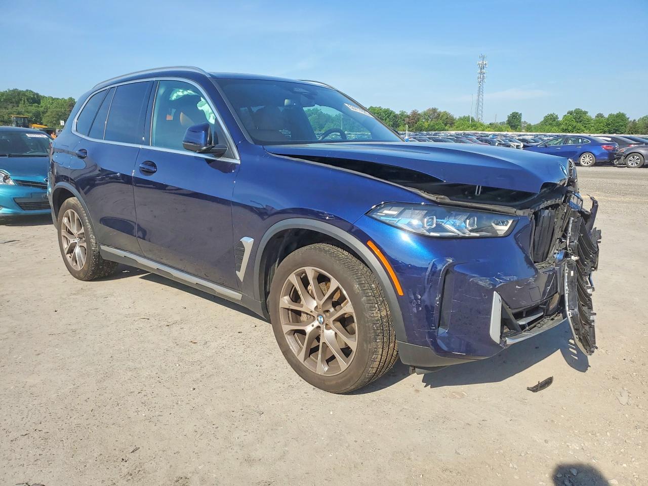 2025 BMW X5 xDrive40I - zdjęcie 4